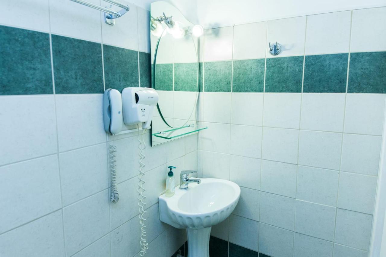 Silver Hotel Athens Double Room With Balcony Esterno foto