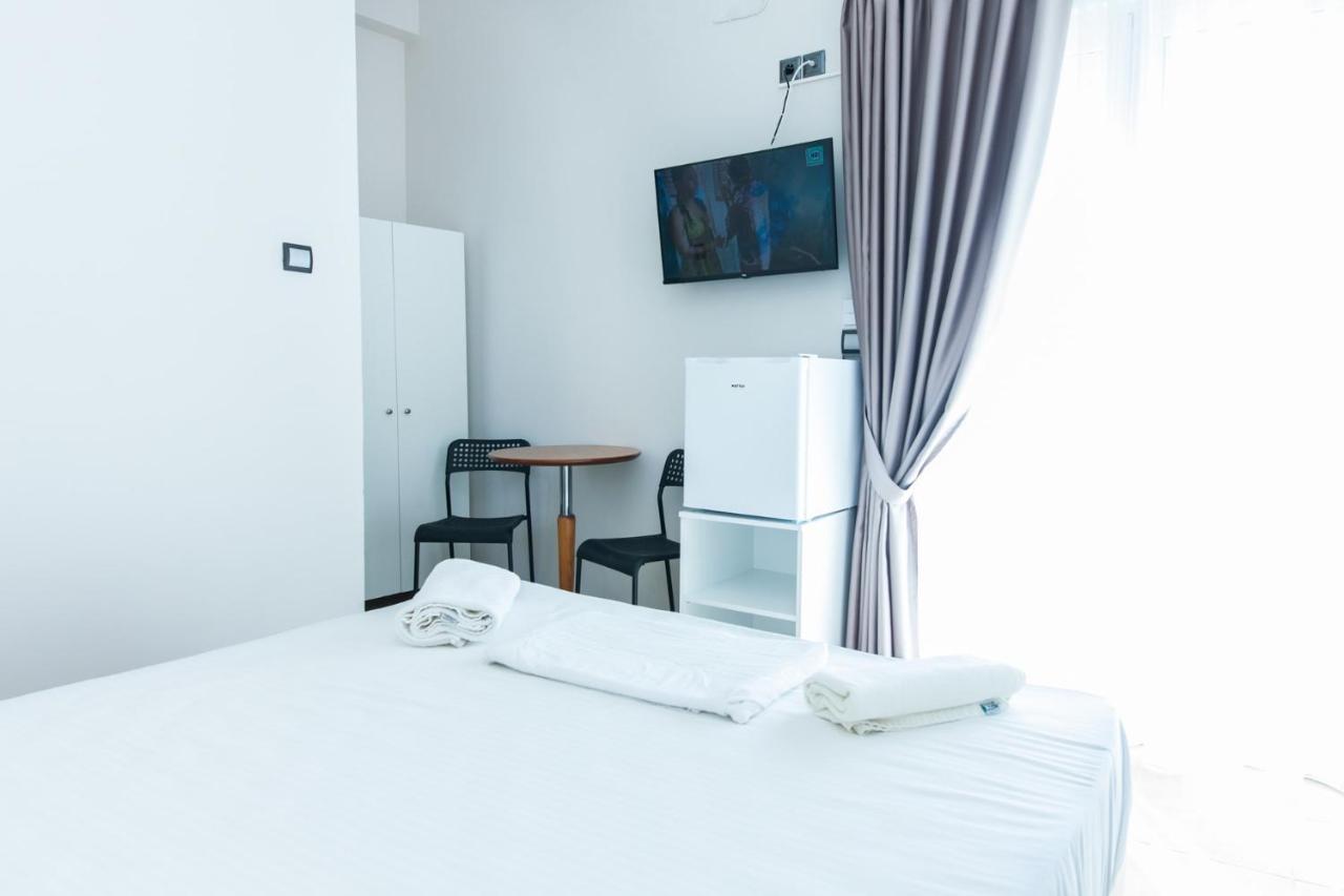 Silver Hotel Athens Double Room With Balcony Esterno foto